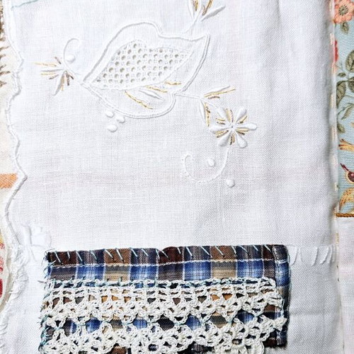 Handmade fabric needle and thread book pouch like new