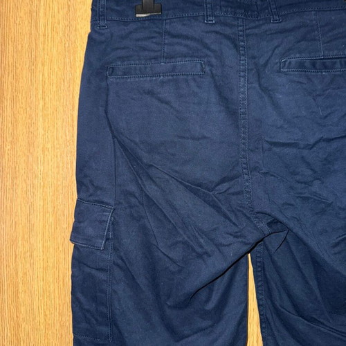 Makia men's cargo shorts navy size 32 like new