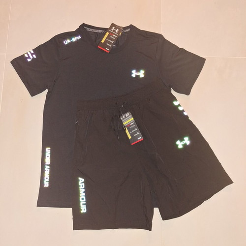 Under Armour reflective set black, new