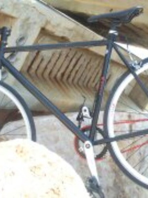 Fixed bike black 700c 56cm like new, convertible to regular bike