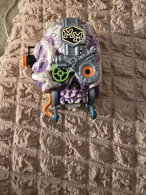 Mighty Max skeleton used with missing parts