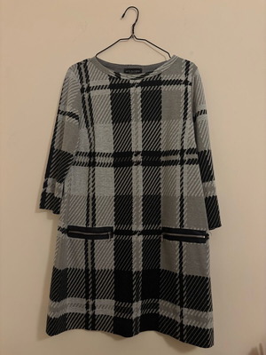 Mini dress black and grey like new, size XL