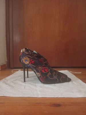 Zara women's pumps new, multicolor, size 41