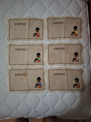 Coffee mats like new, set of 6 pieces