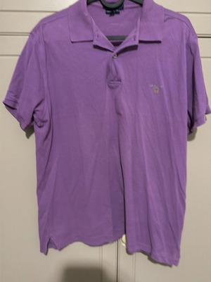 Polo Gant shirt medium, like new, purple