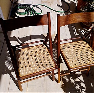 2 σπαστές ξύλινες καρέκλες (πακέτο)