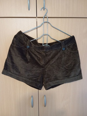 Massimo Dutti corduroy shorts used, size XL, brown