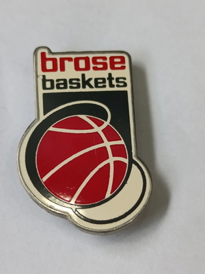 Brose Basketball Pin like new, authentic