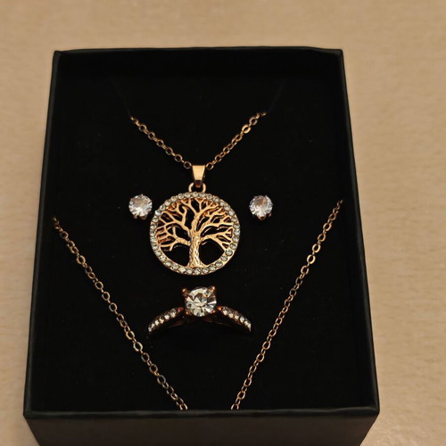 Swarovski jewelry set new, gold necklace earrings ring
