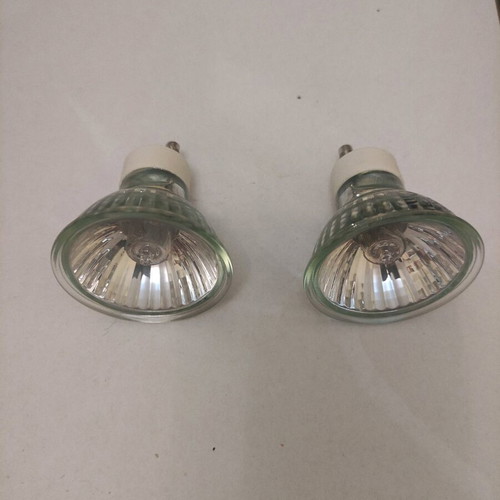 Set of 2 Lamba GU10 halogen bulbs used 50W