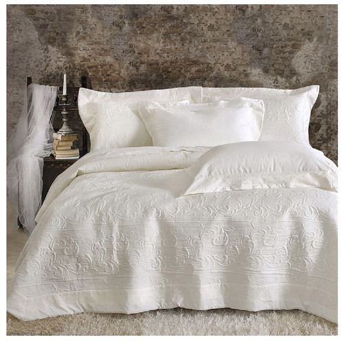 Rythmos Bridal Bedding Set 7 Pieces like new, microsatin