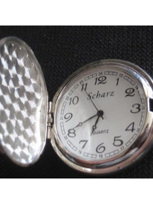 Scharz Quartz pocket watch used, 4.6 cm diameter