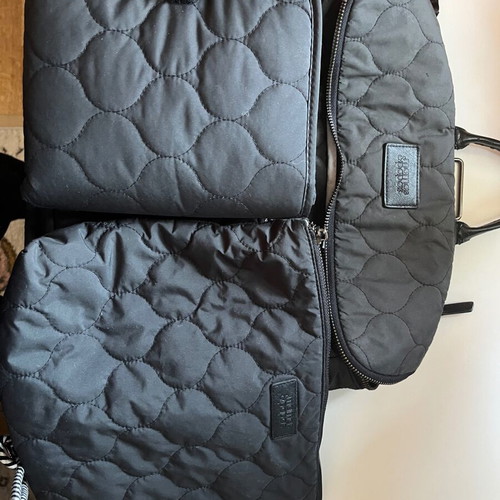Mamas and Papas bag used with 3-piece changing set and pouch
