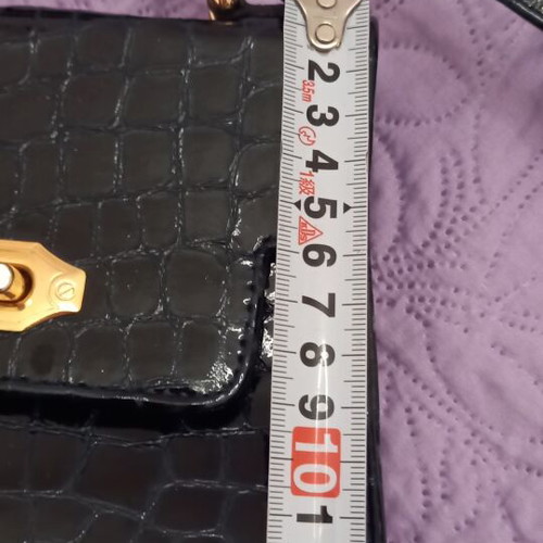 Small crossbody bag like new, shiny leather, blue black
