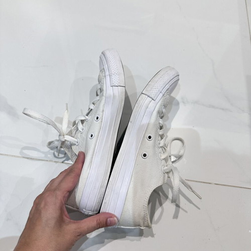 Converse white canvas sneakers, size 40