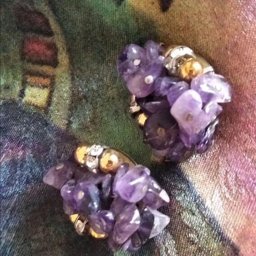 Vintage earrings with clips like new, purple stones and gold details