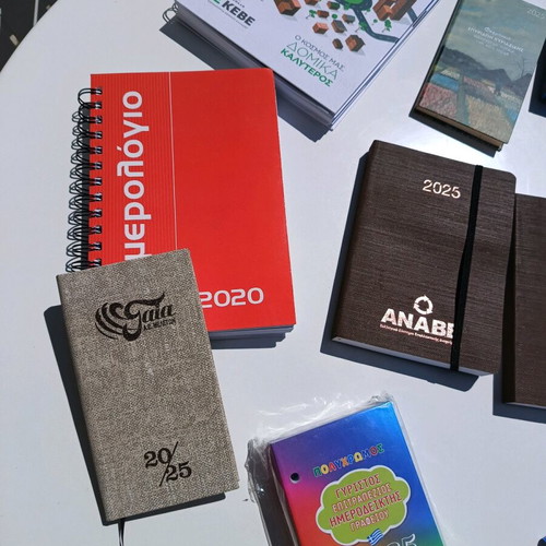 Diaries new, pack of 20 pieces