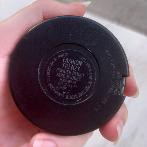 Mac blush, shade Fashion Frenzy, discontinued