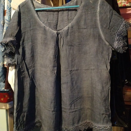 T-shirt size L, anthracite, like new