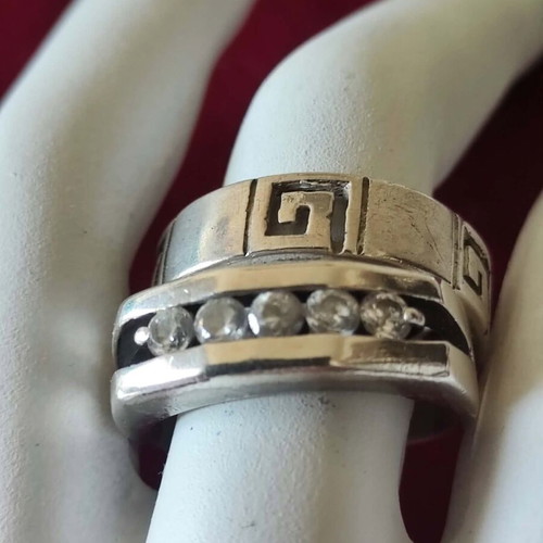 Silver ring 925 with zircon and gift ring, like new