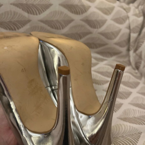 Metallic gray and silver pumps size 41 like new
