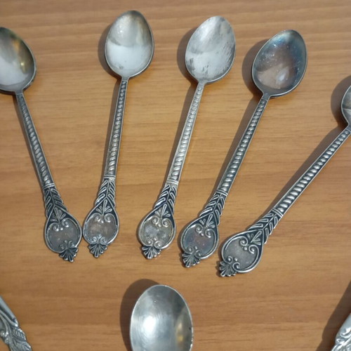 Assorted spoons used, vintage personal items