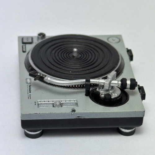 Technics SL-1200 MK2 miniature turntable with cover, no needle