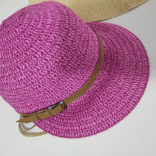 Karfil women's hats like new, pack of 2, beige and purple