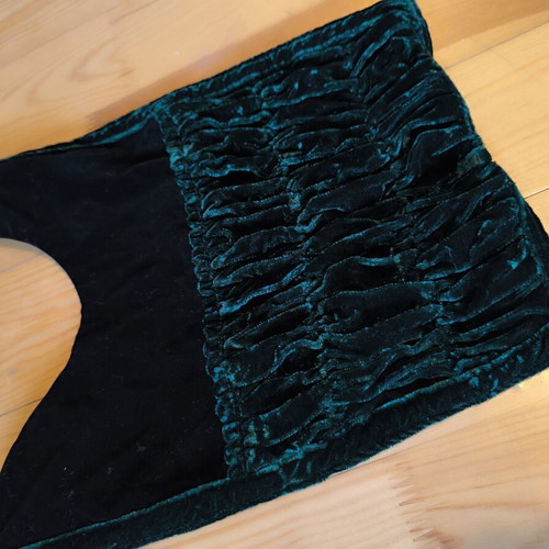 Traditional set green velvet apron and bodice from Voio Kozani vintage used