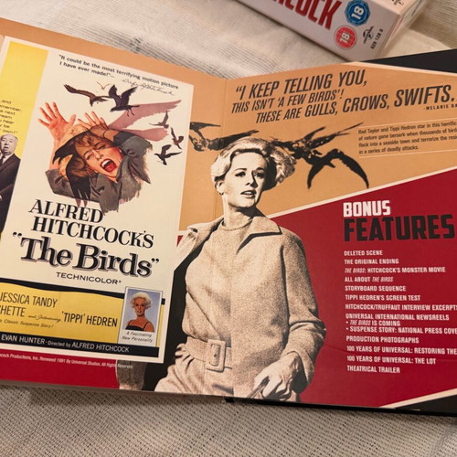Alfred Hitchcock Masterpiece Collection Blu-ray like new with English subtitles