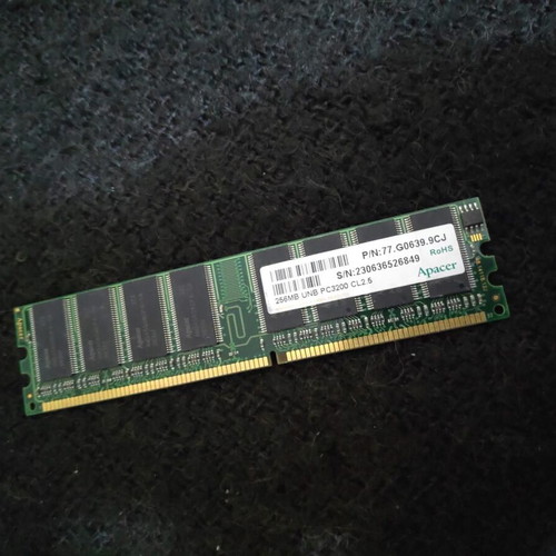 Apacer 256MB DDR PC3200 CL2.5 RAM memory like new