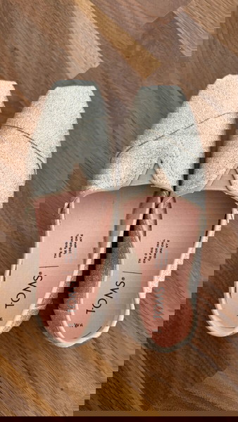Toms εσπαντριγιες χρυσες