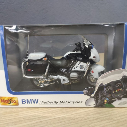Maisto BMW R1100 RT-P Oregon State Police scale 1/18 model