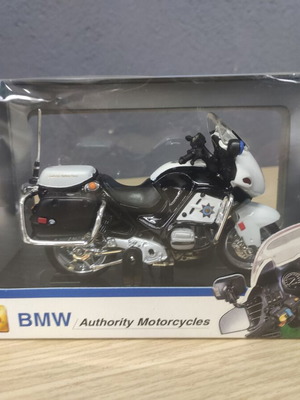 Maisto BMW R1100 RT-P Oregon State Police scale 1/18 model