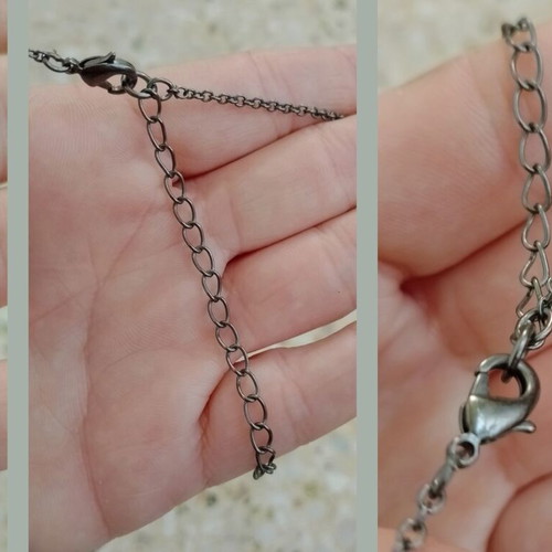 Women's chain necklace with black stones and zircon