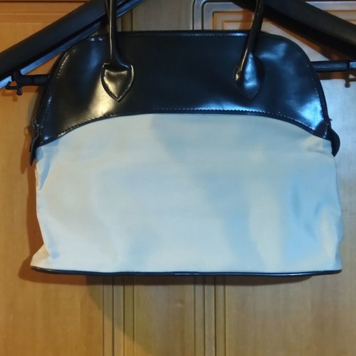 Handbag new, satin and black leatherette