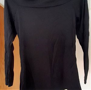 Μαύρη απλή λεπτή μπλούζα
