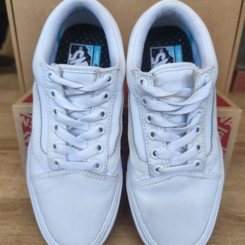 Vans Comfycush Old Skool sneakers, white, size 36