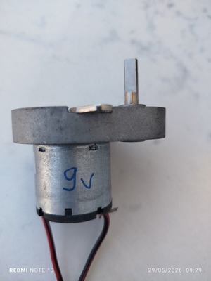 Motor with 9V gear reducer used for various production machines