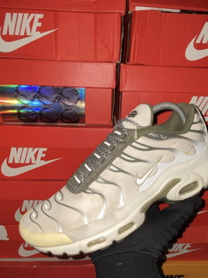 Nike Tn Air Max Plus 2023 σαν καινούργιο, άσπρο και πράσινο, μέγεθος 41