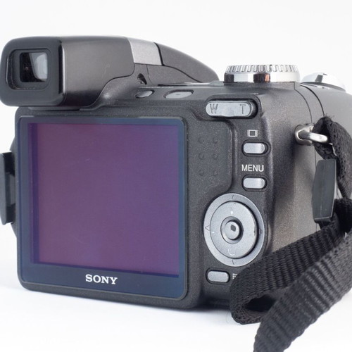 Sony Cyber-shot DSC-H5 digital camera with Carl Zeiss lens, 12x optical zoom