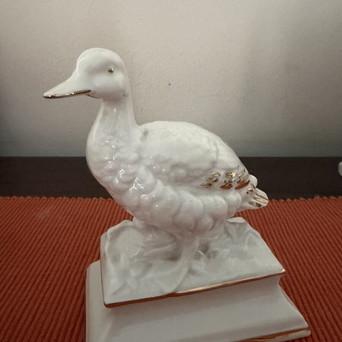 Porcelain decorative bird pair with gold details, 13 cm, like new