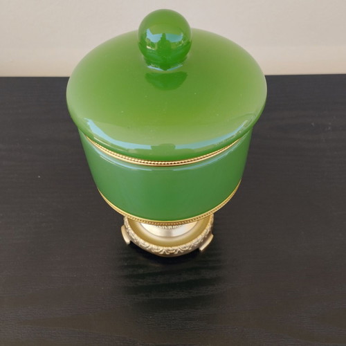 Green opaline fontaine rare, like new