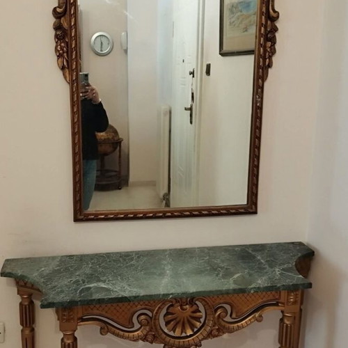 Vintage entry console like new