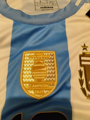 Argentina εμφανηση messi copa america γνήσια!με ολα τα σήματα ραμμενα patch.για λιγω τιμη