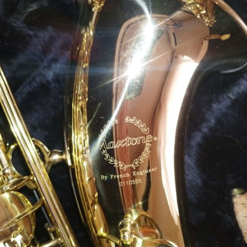 Maxtone SX-69T/GL Tenor Saxophone like new with hard case