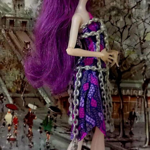 Monster High Spectra Vondergeist "Haunted" doll like new