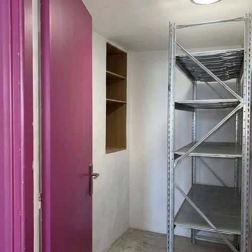 Commercial Store in Piraeus Kaminia with Mezzanine and Luxury Features