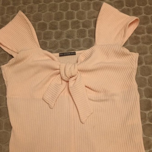 Guess women's top like new, size M 38 10