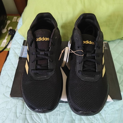 Adidas Cloudfoam Comfy sneakers size 37, black and gold, new